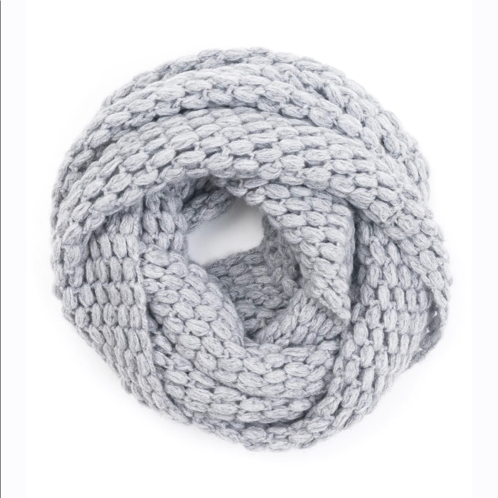 Quinn cashmere infinity scarf